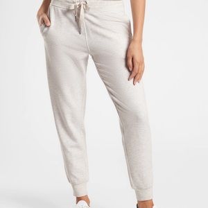 Athleta Balance Jogger. Size M.